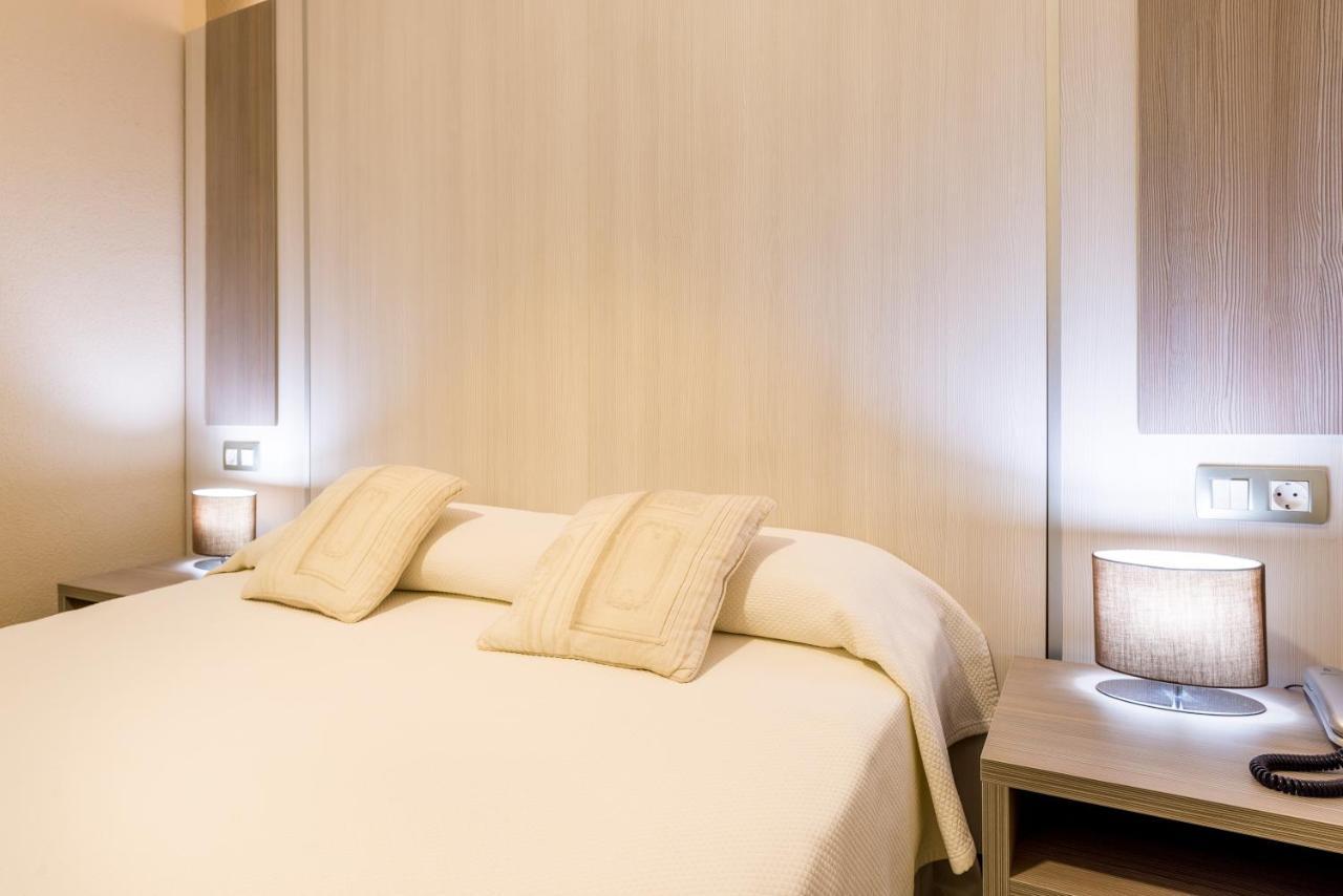 Hotel Capri Тосса-де-Мар Экстерьер фото