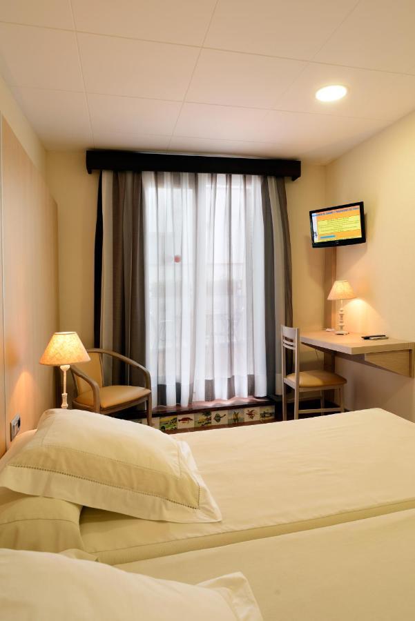Hotel Capri Тосса-де-Мар Экстерьер фото
